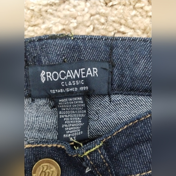 Rocawear Classic 2 Piece Set Yellow Shirt, Blue Pants Size 4T - Picture 10 of 13